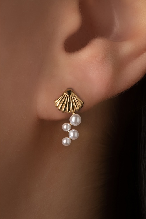 Day&Eve by Go Dutch Label - Seashell and Pearls Earrings Années 50 en Doré