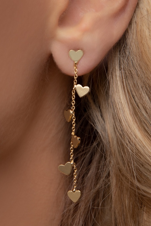 Day&Eve by Go Dutch Label - 50s Hang On Love Earrings in Gold