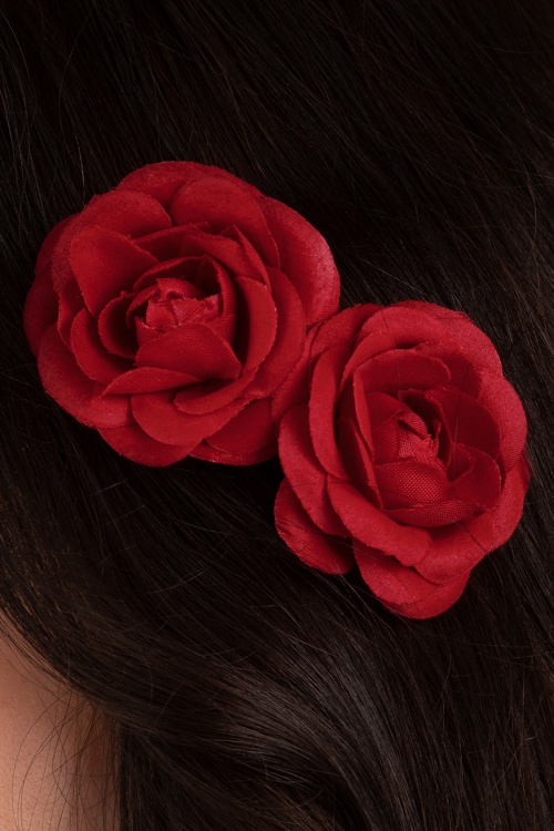 ZaZoo - Pin-Up Pair Of Red Rose Hairclips 2