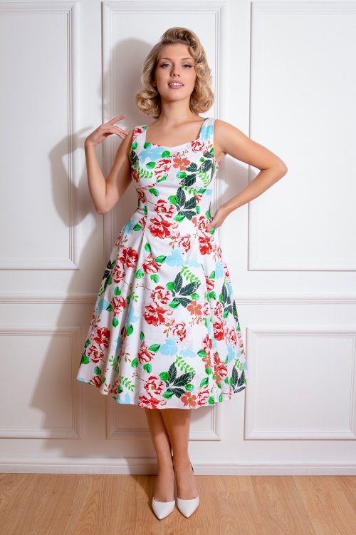 Hearts & Roses - Lyla Floral Swing Dress en Blanc