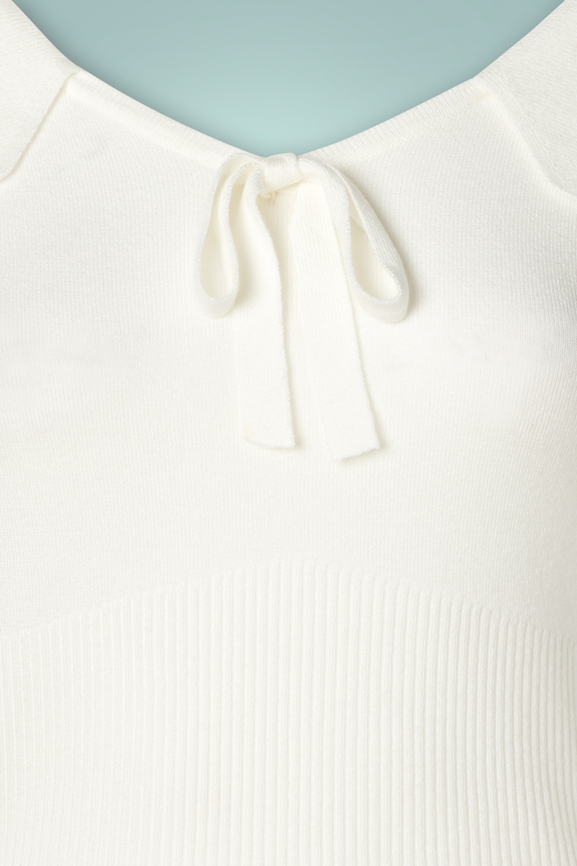 Banned Retro - Bloom Jumper en Blanc Cassé 3