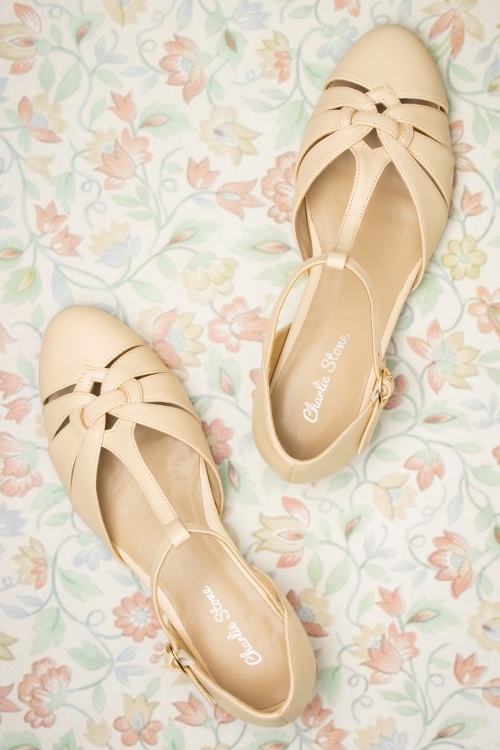 Charlie Stone - 50s Montpellier T-Strap Flats in Cream 3