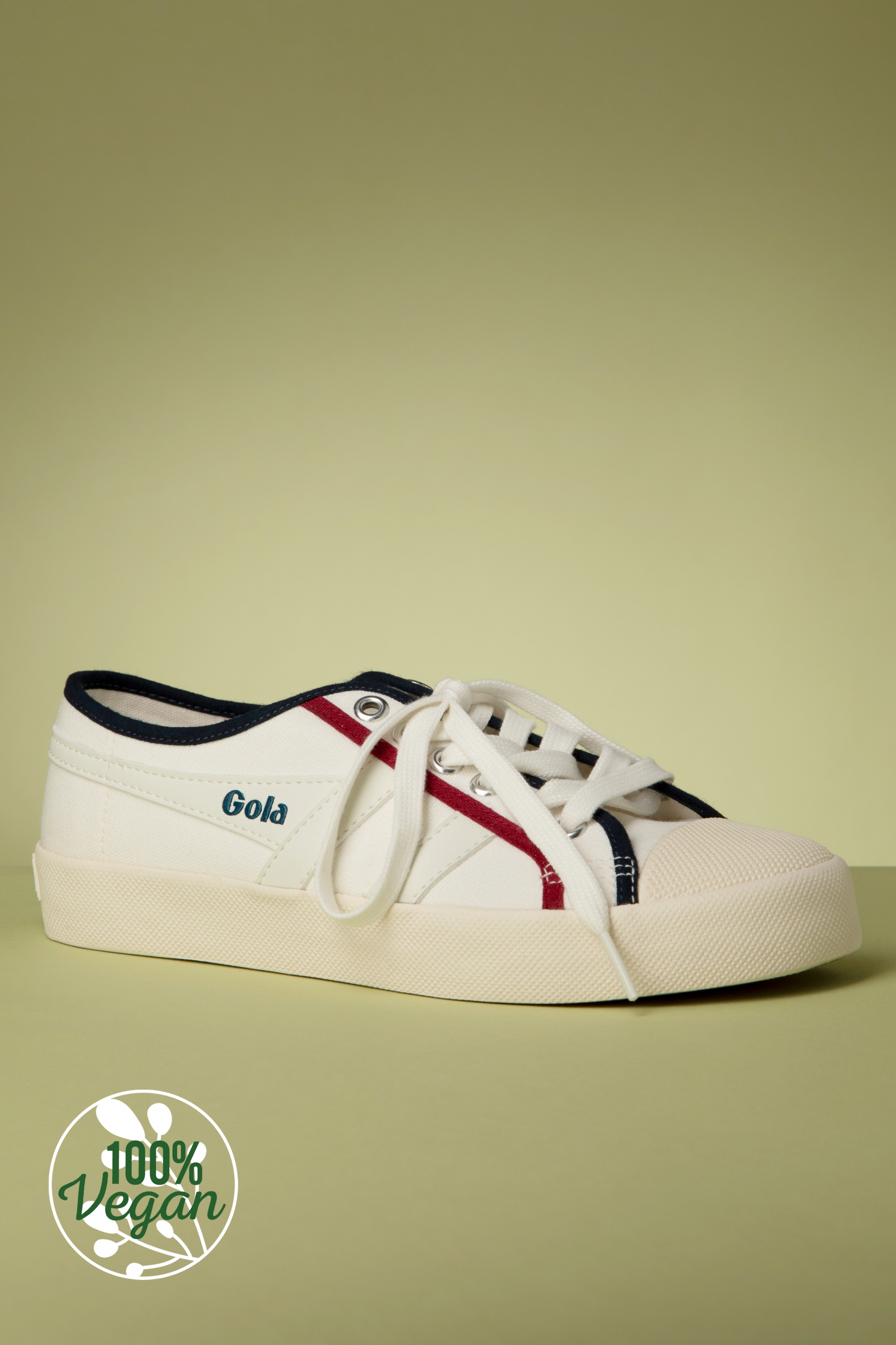 Gola - Coaster Smash Sneakers en Blanc Cassé et Bleu Marine 2
