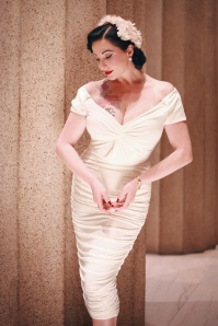 Glamour Bunny - Norma Jeane Pencil Dress en Blanc 3