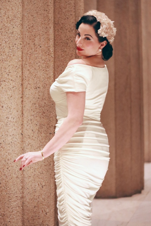 Glamour Bunny  Norma Jeane Pencil Dress in White