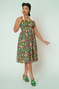 Collectif Clothing - Waverly Strawberry Patch Swing Dress in Green