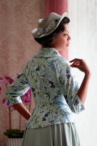 Miss Candyfloss - Chelsea Lee Elegant Floral Blazer in Blue Iris 2