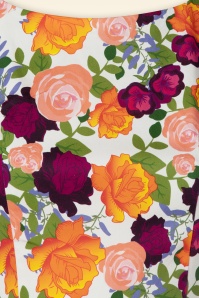 Topvintage Boutique Collection - Topvintage exclusive ~ Adriana Floral Sleeveless Swing Dress en Blanc Cassé 4
