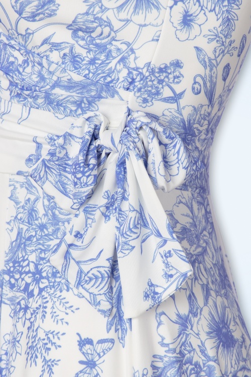 Vintage Chic for Topvintage - Layla floral swing jurk in wit en blauw 4