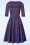 Topvintage Boutique Collection - Topvintage exclusive ~ Adriana Floral Long Sleeve Swing Dress Années 50 en Bleu Foncé