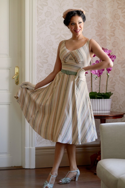 Miss Candyfloss - Ianna Sadie swing jurk in olijfgroen en zandkleur