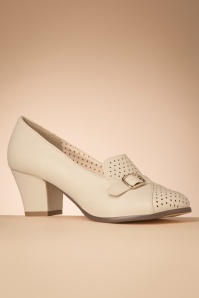 B.A.I.T. - Rayla Pumps in Off White 2