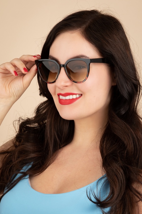 Collectif Clothing - Jennifer Oversized Sonnenbrille in Braun 2