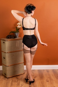 What Katie Did - Cuban Retro Seamed Stockings in Latte 2