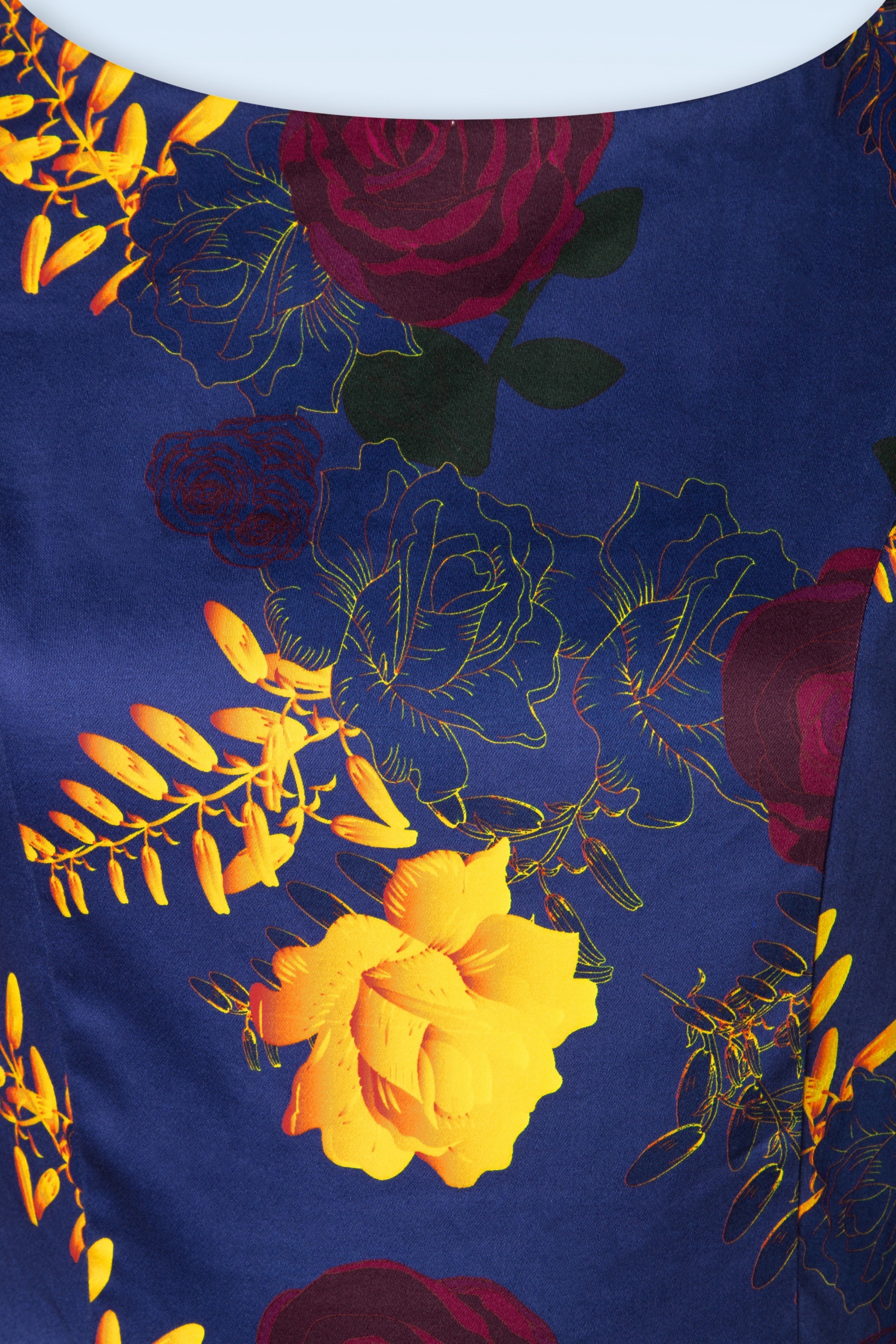 Topvintage Boutique Collection - Exclusief bij Topvintage ~Adriana Swingjurk met lange mouwen en bloemen in marineblauw 4