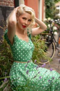Collectif Clothing - Dolores Classic Polka Doll Dress in Green and White 2