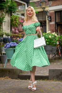 Collectif Clothing - Dolores Classic Polka Doll Dress en Vert et Blanc