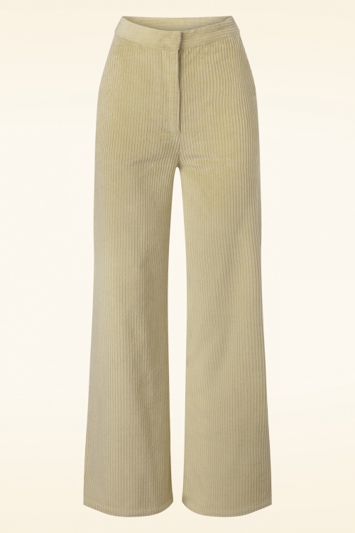 How To Wear Pleated Trousers  The Rake