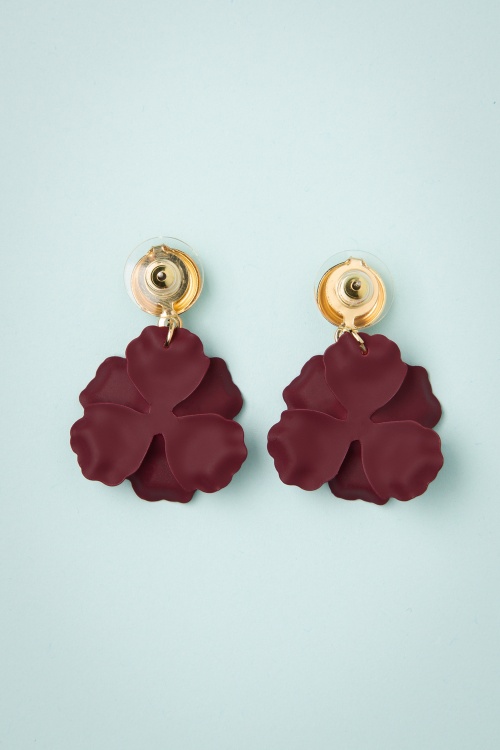 Day&Eve by Go Dutch Label - 60s Flower Earrings in Gold and Dark Red 3