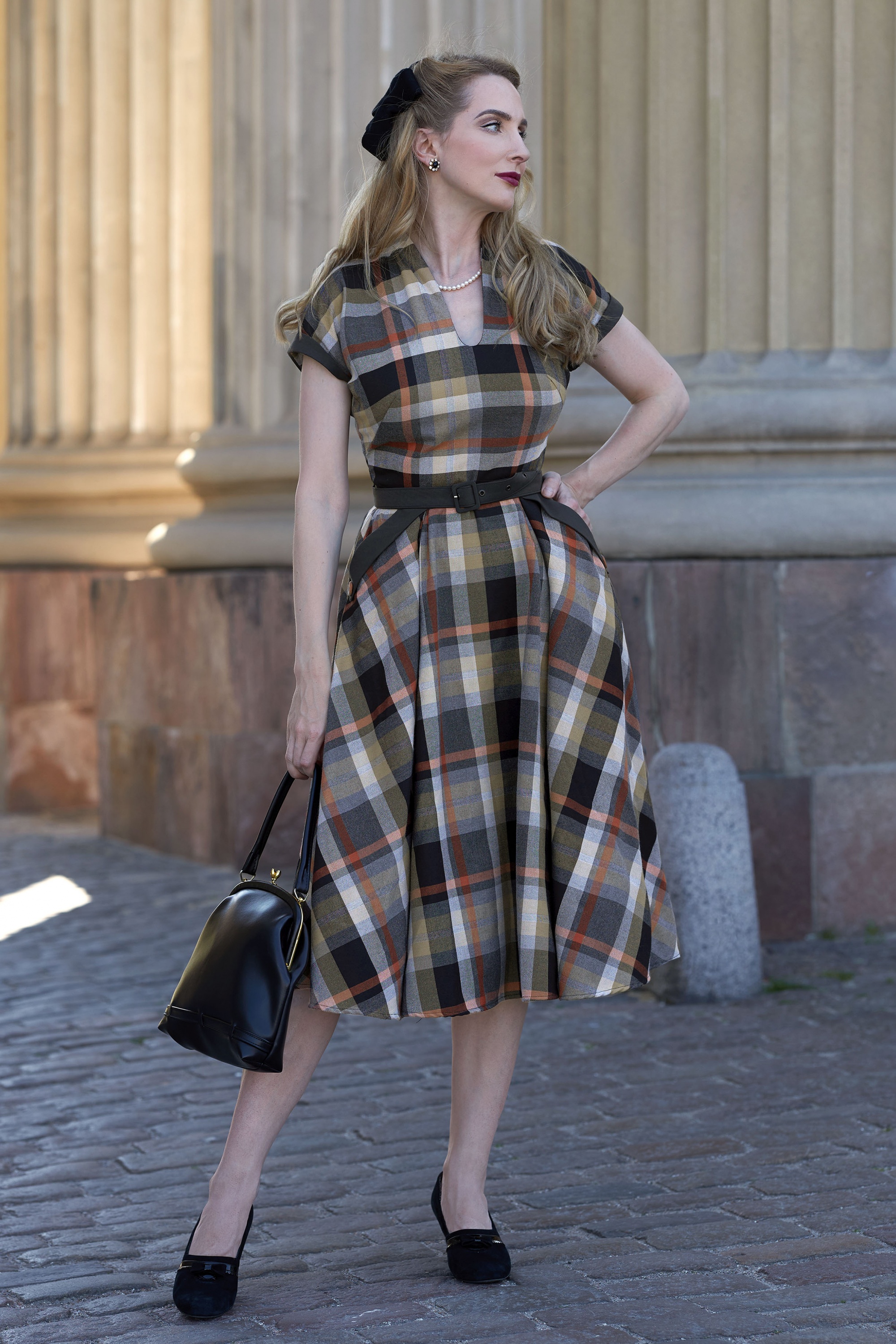 Miss Candyfloss - Fionan cool swing jurk in charcoal tartan