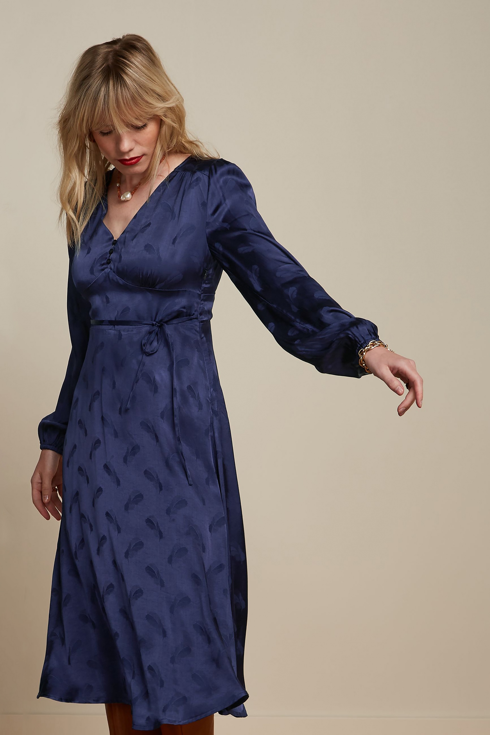 Robe bleu encre sale