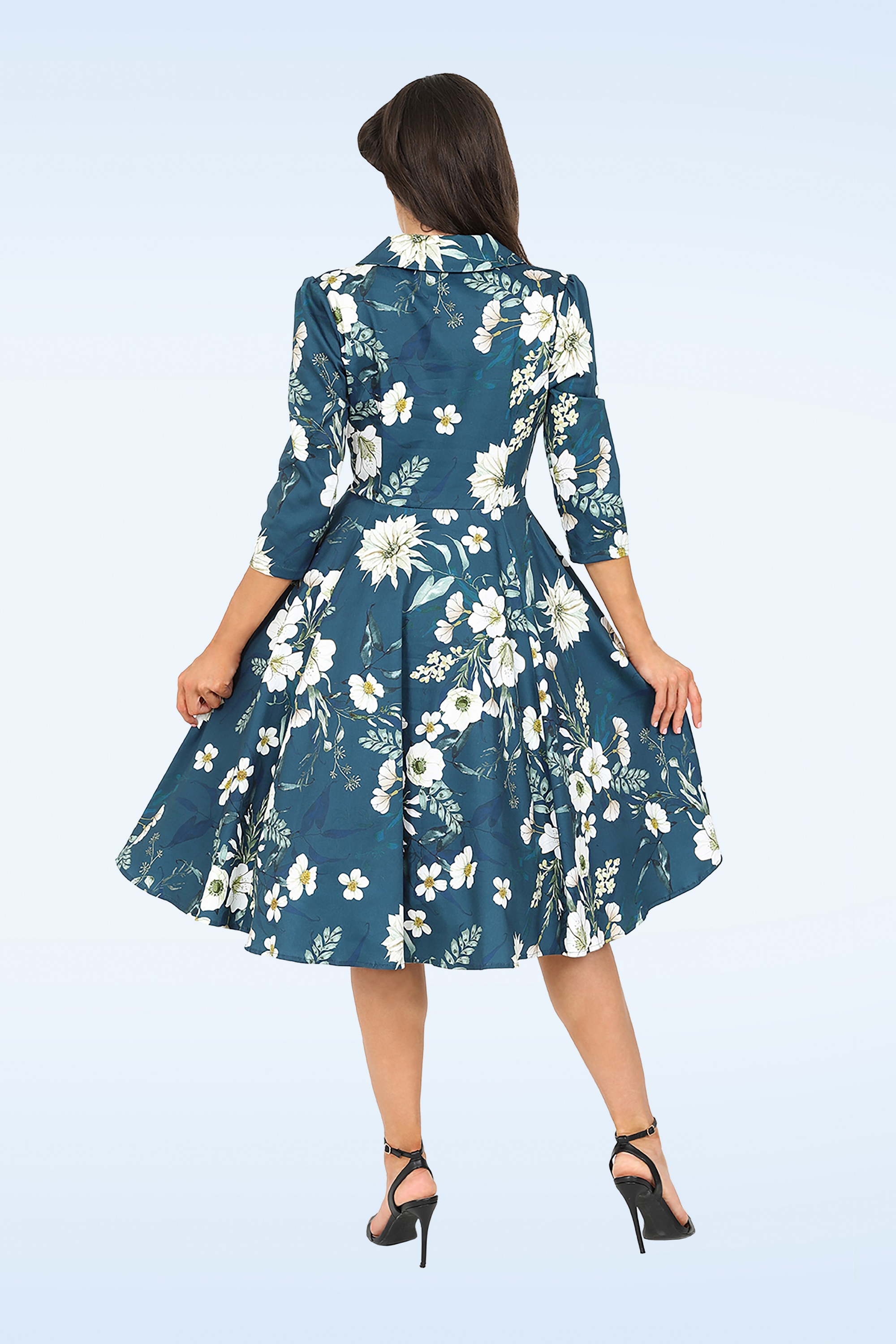 Hearts & Roses - Milou bloemen swing jurk in blauw 2