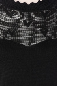 Vixen - Heart Pattern Scallop Edge Pullover in Schwarz 3