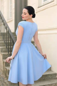 Vintage Diva  - La robe corolle Jane en bleu ciel 2