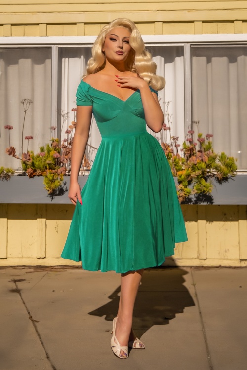 Glamour Bunny - La robe corolle Marilyn en vert écume de mer 6