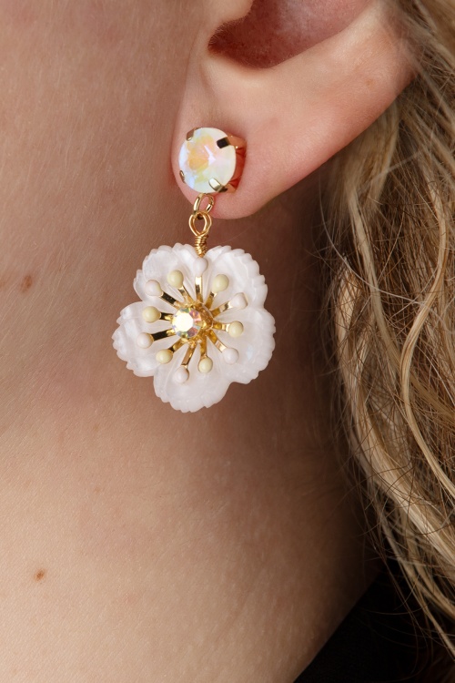 Day&Eve by Go Dutch Label - Bloom Drop Earrings in Iredescent White