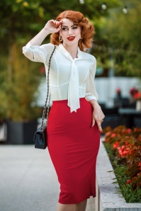 Glamour Bunny Business Babe - Dianne Pencil Skirt in Red 2