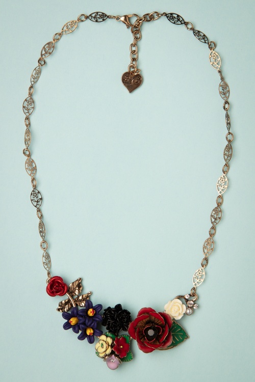 Lovely - 50s Cluster Flower Necklace in Multi