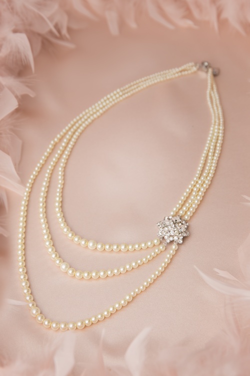 Lovely - 20s Paris Pearls Crystal Necklace 