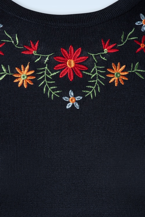 Mak Sweater - Julie Floral Top in Marineblau 3