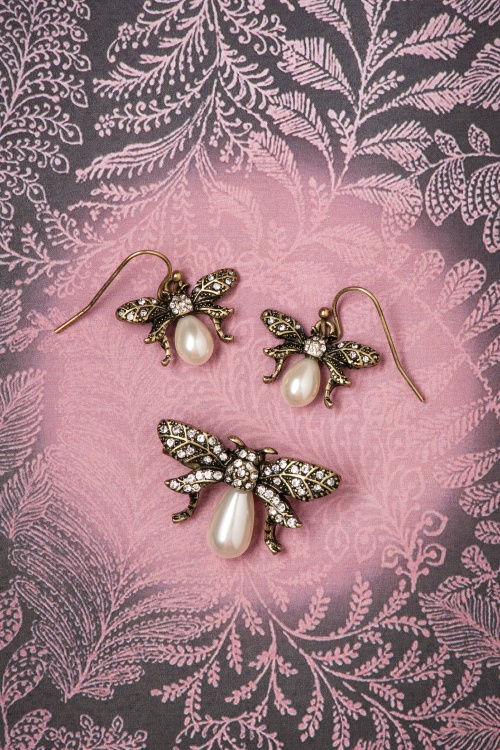 Lovely - Bumble Bee Pearl Drop Earrings Années 30 en Doré 2