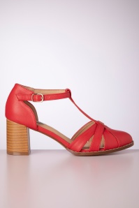 Banned Retro - Fancy Footwork Pumps in Red