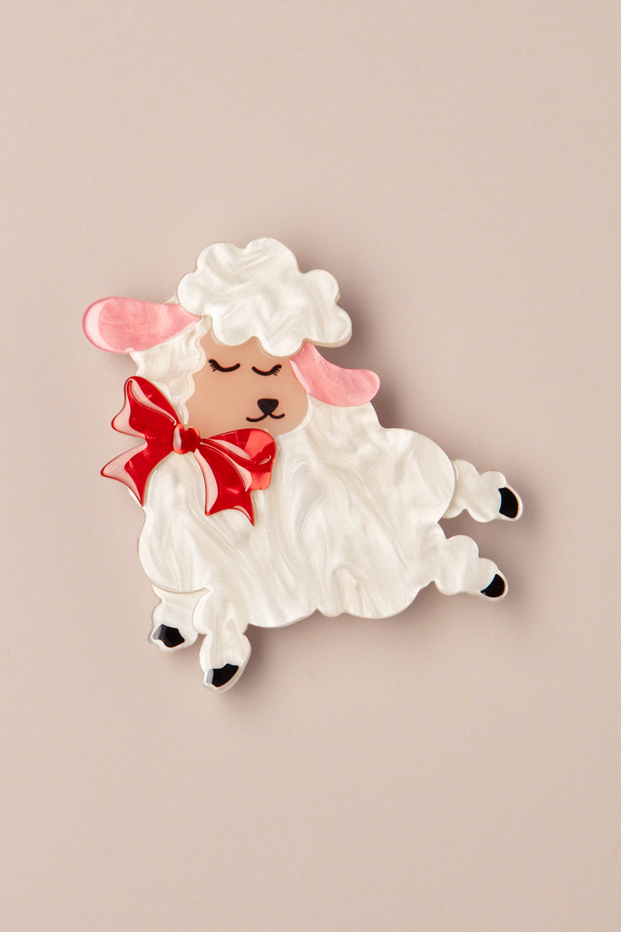 Erstwilder - Dolly the Demure broche