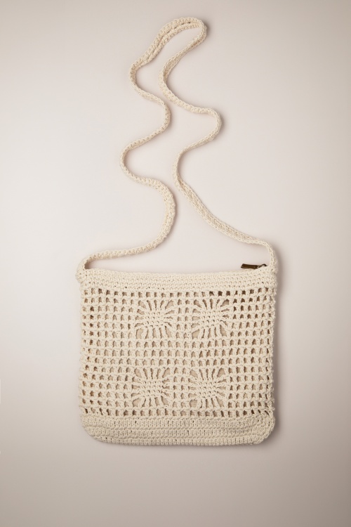 Banned Retro - Summer in the City Shoulder Bag in Cream