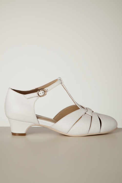 Charlie Stone - Petit Montpellier T-Strap Pumps in White
