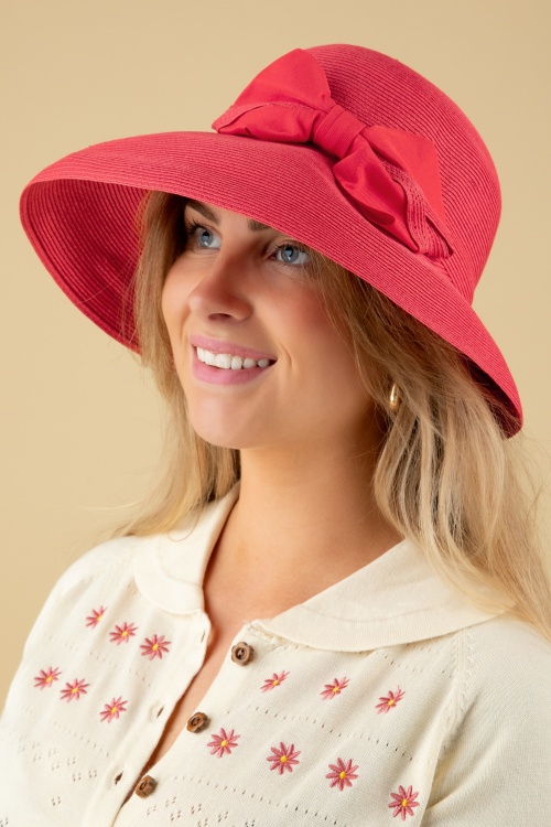 Bronté - Chloé Travel Hat in Coral Red 2