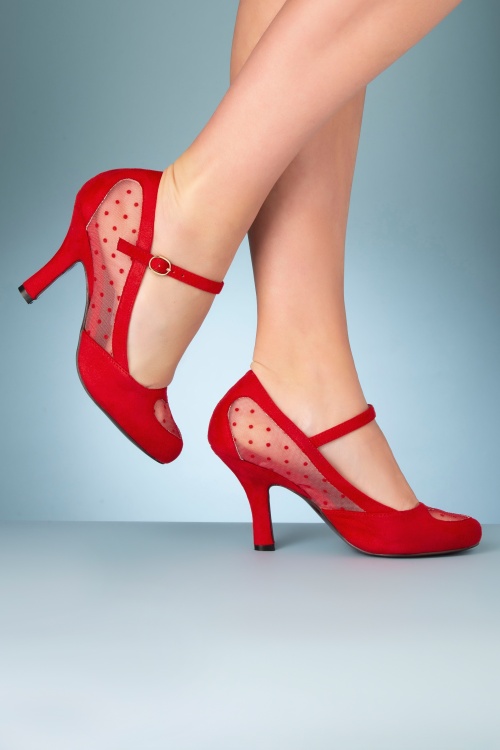 Banned Retro - 50s Elegant Spots Pumps in Red 4