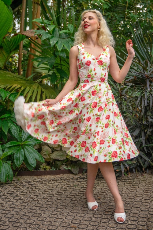 Topvintage Boutique Collection - TopVintage exclusive ~ Eliane Floral Swing Dress in Light Yellow