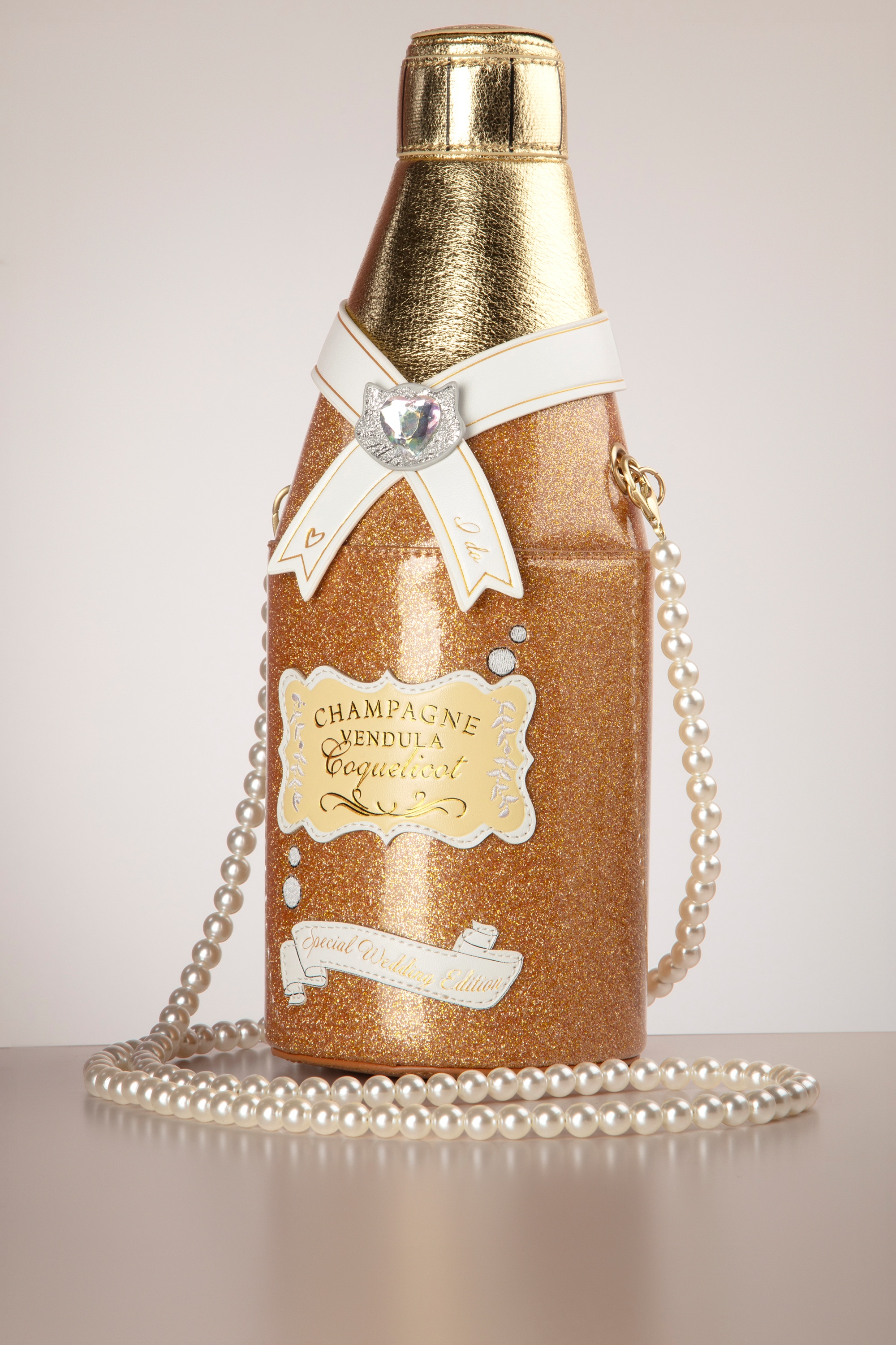 Vendula - The Wedding Shop Champagne tas in brons 4