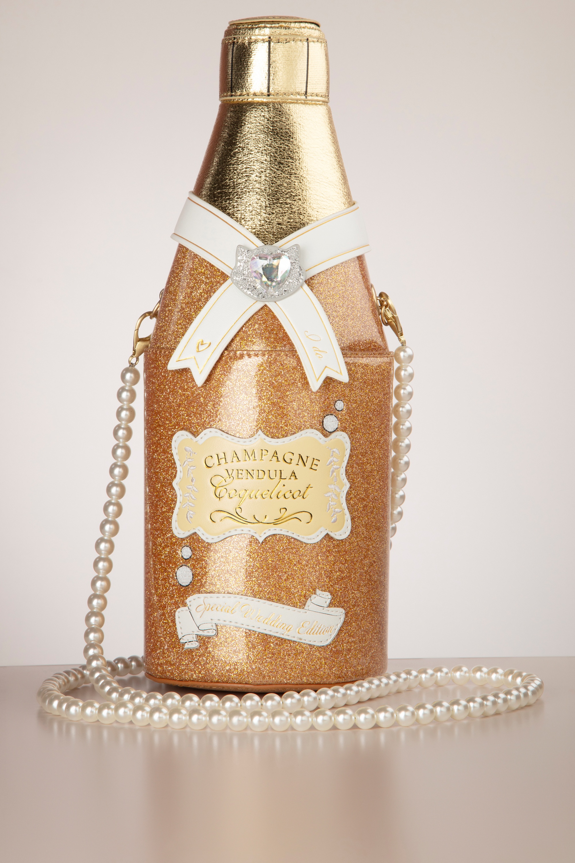 Vendula - The Wedding Shop Champagne tas in brons