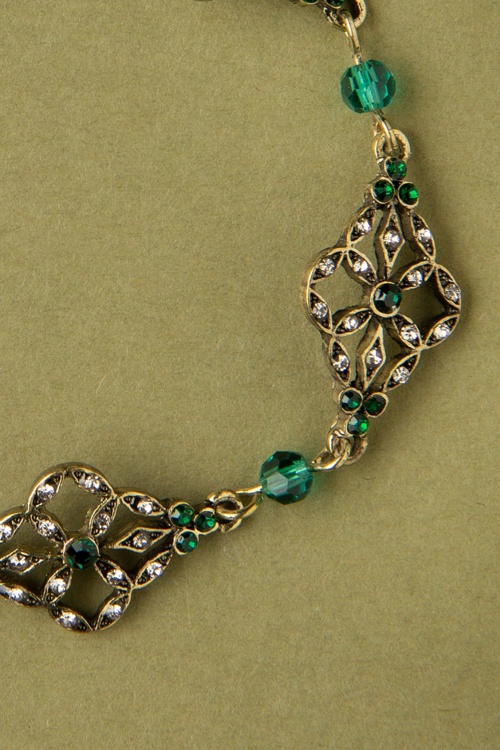 Lovely - 20s Victorian Filigree Bracelet in Emerald 3