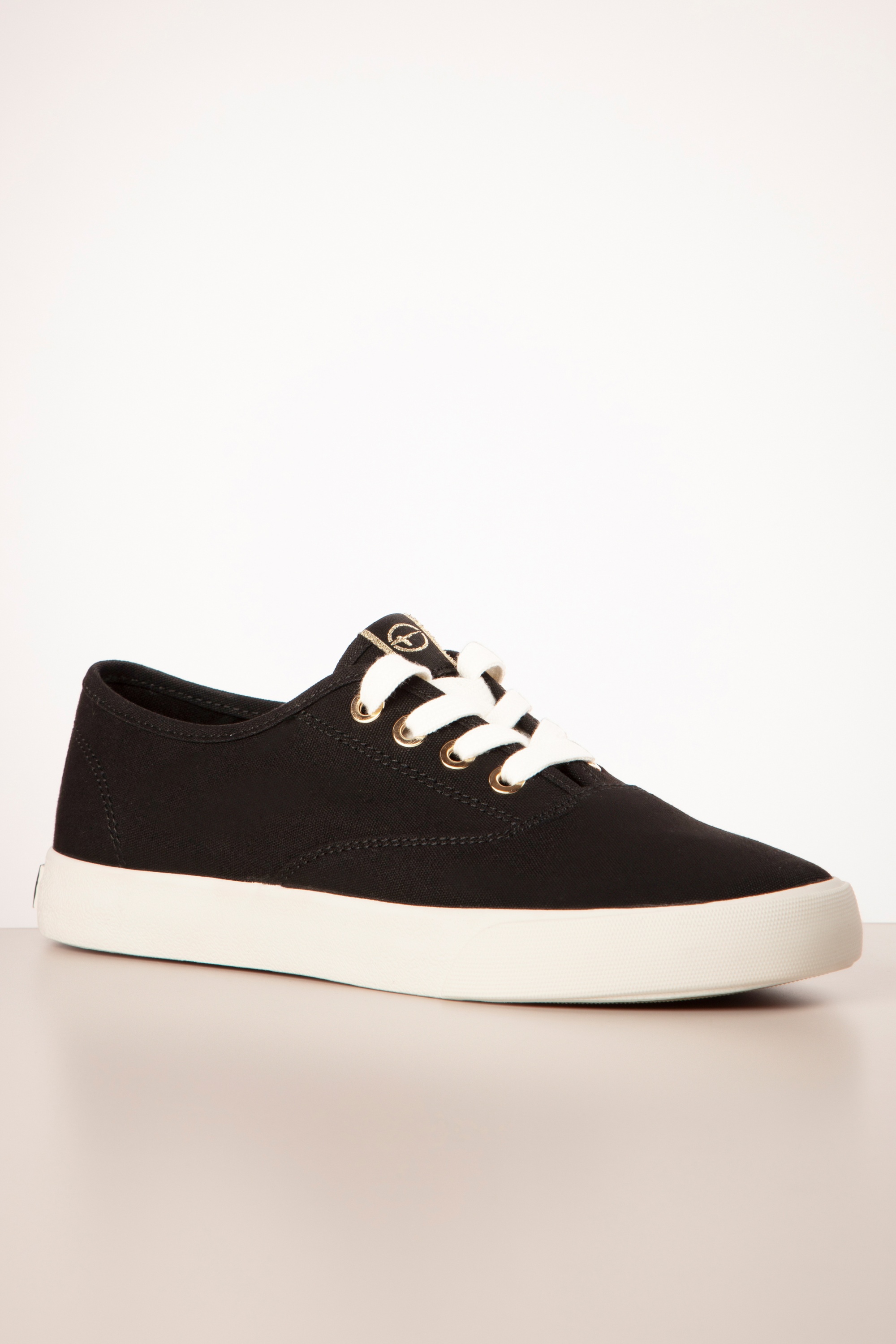 Tamaris - Chloe canvas sneakers in zwart 3