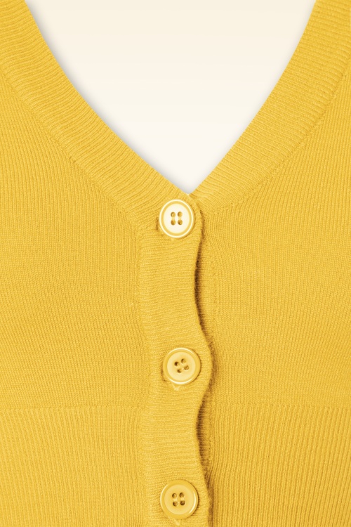 Mak Sweater - 50s Shela Cropped Cardigan in Custard Yellow 3