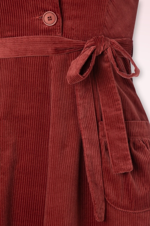 Very Cherry - Midi Revers Kleid aus Cord Marsala 3