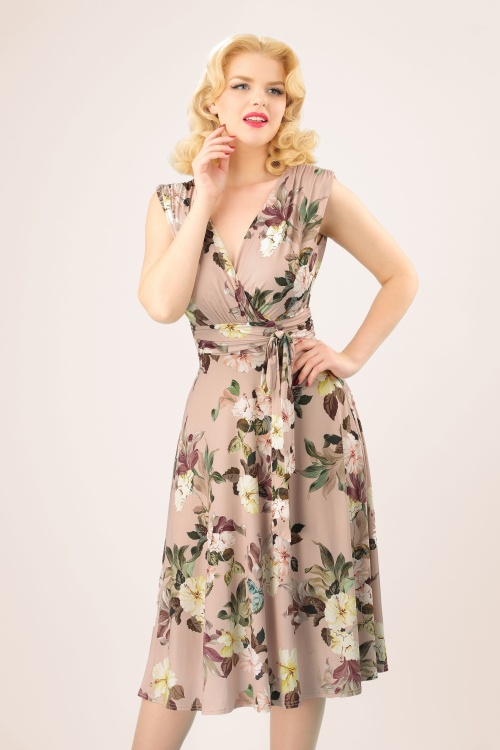 Vintage Chic for Topvintage - Jane Floral Swing Dress in Coral