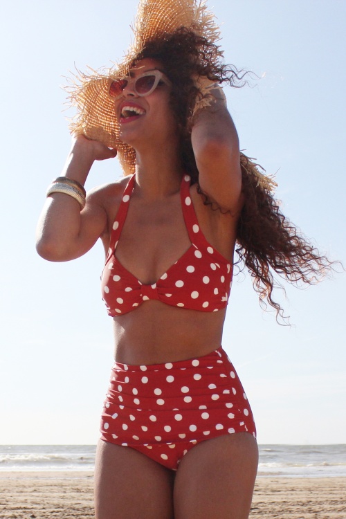 Esther Williams - 50s Classic Polka Bikini Top in Red and White 3
